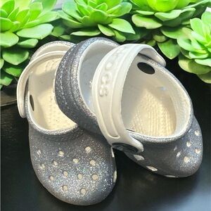 CROCS Silver and White Sparkly Water Shoes 4C